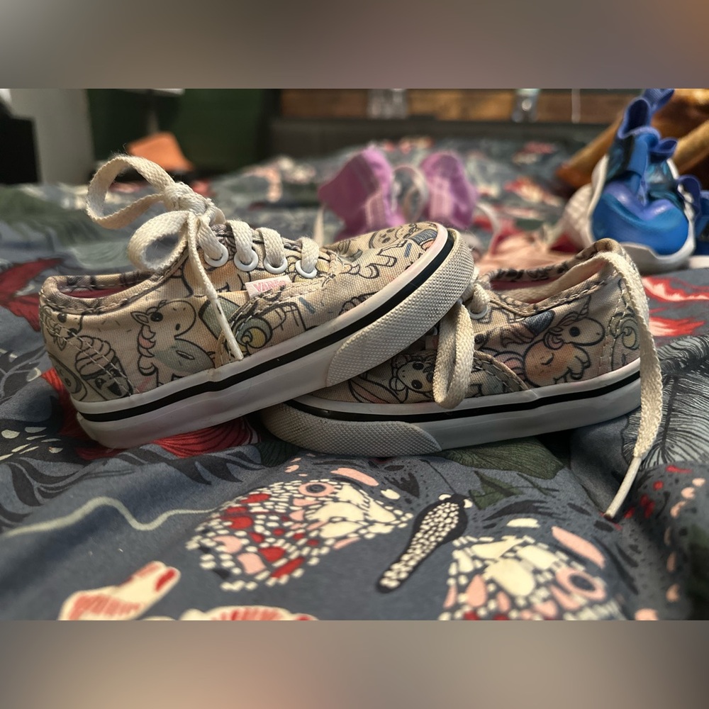 Vans Kids' Cream Cartoon Sneakers
